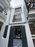 chuyển nhượng căn nhà 3 tầng độc lập full nội thất đối diện hoàng huy an đồng hải phòng