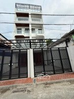 chủ bán gấp nhà đẻ trứng vàng tại hoa lâm dt 83m2, 5 tầng, có thang máy, có gara ô tô tận cửa