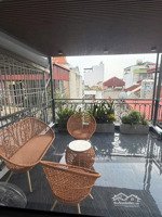 em diễm linh mg 10 năm tại nguyễn sơn, bán căn 60m2, 6p, nội thất đẹp long lanh, ô tô đỗ gần nhà