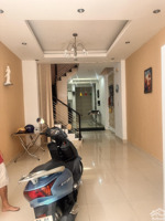 quận 10, bà hạt, 4 tầng , 40m2, chủ giảm mạnh còn 8,5 tỷ.