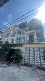 chủ muốn thay đổi chỗ ở nên cần bán nhà 4 tầng 70m2 giá 10,5 tỷ đường 3 hiệp bình phước thủ đức
