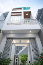 nhà đẹp 3 tâng btct với 3pn hẻm 4m sát cv đam sen q.11