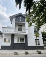 chủ gửi bán căn vila góc đối diện chung cư cách global city q9 chỉ 89m. lh: mrs trang