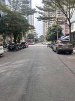 bán nhà khu đô thị văn khê, trục đường chính kinh doanh, ngay chân chung cư