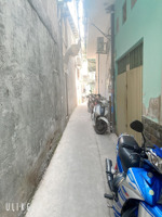 nhà mới 3 tầng 5*9 sát hẻm xe hơi hàng xóm himlam tân hưng q7