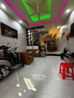 nhà kề khu tên lửa - đường xe hơi - gần 100m2 chỉ hơn 7đ