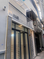 nhà gần sân bay - diện tích đẹp giá tốt