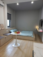 căn hộ studio tòa nhà mới khai trương có thang máy cửa sổ lớn ở cách mạng tháng 8, quận 10