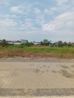 bán lô đất thổ cư 5.2x18 nằm vị trí đắc địa, giáp bình chánh, đường 18m, sổ hồng riêng trao tay