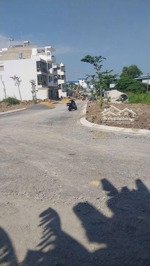 đất mặt tiền bùi thị lùng 5x17m shr thị trấn hóc môn 3.9tỷ tl