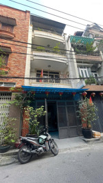 cho thuê nhà mặt tiền nguyên căn, 5 pn, 4 nhà vs, phường 10, tân bình