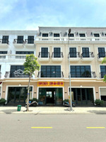 bán gấp shophouse vinhomes dòng tiền thật, nhận ngay 33 triệu/ 1 tháng tiền thuê. giá 6.8tỷ