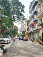 giá rẻ đầu tư! chủ cần bán gấp nhà phân lô ô tô tránh đường giải phóng, vị trí đẹp, 75m2, hơn 22 tỷ