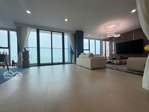 tôi cần bán căn góc 4pn ,320 m2 tòa udic westlake ,view hồ , giá 26 tỷ. lh0936242111