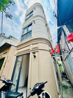 8.45 tỷ: sở hữu nhà căn góc bùi viện q.1, khai thác airbnb 20tr/tháng dòng tiền sẵn