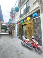 bà quẹo, trường chinh, hẻm xe hơi. 4,5*9m, 4tầng, 4pn. chỉ 7t,ỷ.