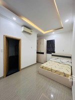 nhà ngang 5.8m x17m cần bán nhanh để mua nhà lớn hơn, vị trí ngay cây xăng hiệp quế