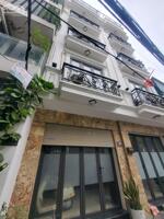 Bán nhà Bồ Đề,Long Biên 5 tầng,46m sát phố nhỉnh 11 tỷ