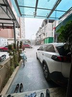 thang máy phân lô ô tô để trong nhà phố thịnh liệt giải phóng hoàng mai.