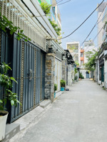 bán nhà 3 tầng 5 pn 6 wc - xe hơi đỗ cửa - có 30m2 sân vườn - huỳnh tấn phát - 80m2 - phú thuận