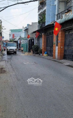 bán nhà 3 tầng căn góc 2 mặt tiền kinh- hà huy giáp (90m) 4.5m x 20m) mặt tiền 7m