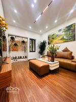 nhà phố cổ - 1 nhà ra mặt phố - sổ riêng - 3 tầng - 8.5 tỷ