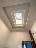 nhà bè diện tích lớn 100m² - 3 tầng 5pn 5wc - hẻm 3m cách hẻm oto 70m chỉ 5tỷ900 shr