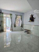 bán nhà sát hẻm xe tải, tương lai 2 mặt tiền, sổ vuông a4, dọn vào ở ngay