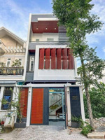 bán nhà (5x16,68m)83m2 gần bệnh viện nằm ngay chợ bình chánh đang cho thuê 22 triệu giá 1610 triệu