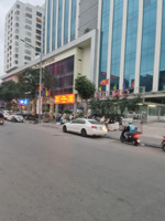 toà nhà đa năng-vừa ở vừa kd và cho thuê, (70/73m)5 tầng 1 tum có thang máy, 10 căn hộ full đồ và 1