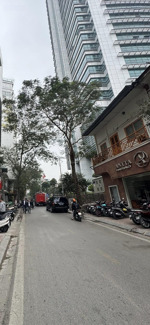 mặt phố phạm hồng thái - lô góc - kinh doanh - thang máy . dt 31m2 * 6 tầng. mặt tiền 5.9m