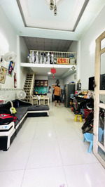 nhà lầu 2pn hẻm ba gác gần bình triệu, vạn phúc. sạch đẹp. giá ổn. sổ hồng. đường số 2 hiệp bình