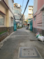 nhà hxh 240/12 nguyễn xí p.13 bình thạnh - dt: 4 x 18m (vuông vức) - cn: 68m2 đất - giá 7,9 tỷ