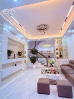 hoàng quốc việt - cầu giấy, 1 căn duy nhất, 38m2 x 5 tầng, ngõ 3 gác, gần ô tô, full nội thất