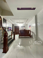 chỉ 9.85 tỷ sở hữu ngay nhà ở 68m mt4.6m ngõ thông, ô tô, kd đông ngạc,xây chdv, 