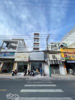 mặt tiền âu cơ nhà mới có thang máy chỉ 15.2 tỷ