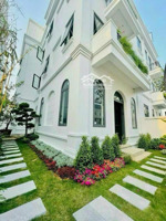 biệt thự nhà mới ở ngay tố hữu 170m2 giá 3x tỷ ngân hàng ht 0% 36 tháng