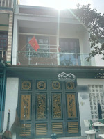 bán nhà ngay vinhome grand park, 75.6m2, 2 tàng btct, chỉ 5.x tỷ