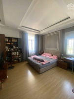 bán nhà 3 tầng góc 2 mặt tiền đường huỳnh ngọc huệ, dt 150m, ngang 7m6. nhà chính chủ xây chắc chắn