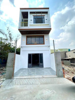 bán nhà trệt lầu tặng full nội thất cao cấp - gần tthc dĩ an