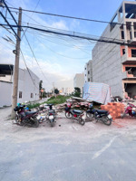 bán đất thạnh xuân 25. dt: 4 x 14.28m2. shr. giá: 3.95 tỷ