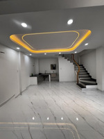 nhà đẹp 3 tầng, bình tân, gần chợ, kế mặt tiền, giá rẻ.