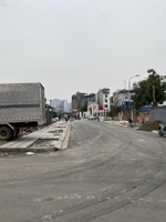 nhỉnh 60 triệu /m2 lĩnh nam, hoàng mai, lô góc, mặt ngõ ô tô tránh, giá đầu tư