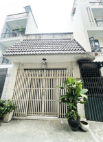 nhà cũ tiện xây mới - hẻm xe hơi huỳnh văn bánh, phú nhuận - 76m2 - chỉ hơn 11 t.ỷ - 2 tầng 5 phong