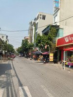 chính chủ bán đất đấu giá ngô thì nhậm 100m mt 8m xây 7 tầng