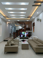 bán nhà đẹp 2tầng 2 mê 3 pn full nt đ. ô tô - khu hoà tiến- giáp hoà xuân- đà nẵng. giá 4,5 tỷ/157m