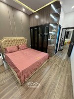 ở ngay! cho thuê cc ciputra, tây hồ, 2pn + 2wc, 70m2, 8.5 triệu/tháng, nội thất đầy đủ