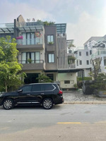 chính chủ gửi bán 210m2 hướng đông nam đường trước nhà rộng nhất dự án, sổ đỏ