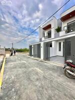 NHÀ LẦU SHR GIÁP BỬU LONG CHỈ 1TỶ850 CÓ ĐƯỜNG NHỰA VỈA HÈ CỰC ĐẸP