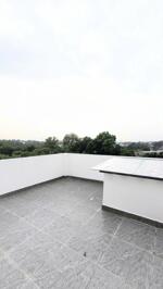 Bán nhà khu vực Long